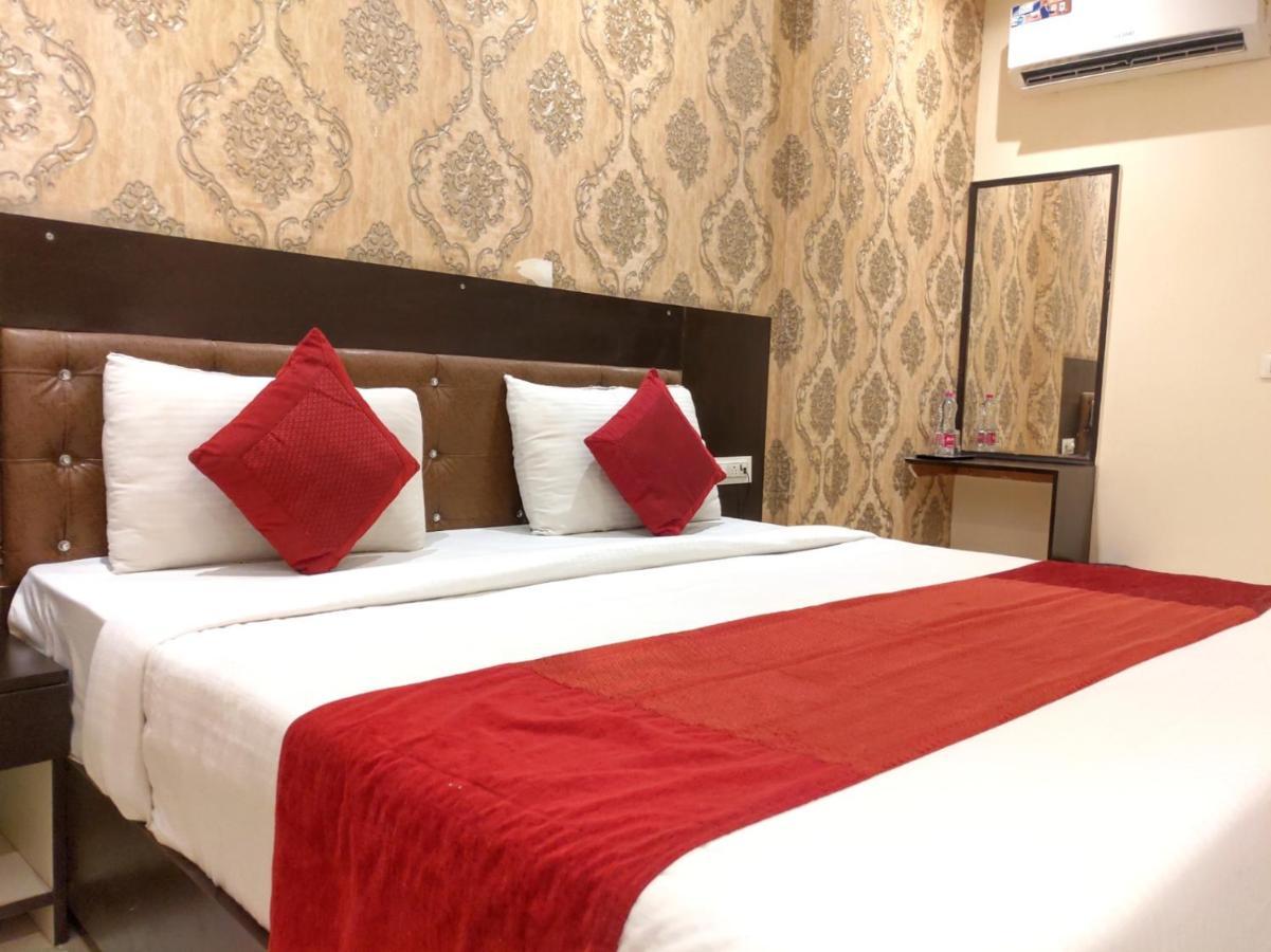 Iconic Inn Near Delhi Igi Airport Nueva Delhi Exterior foto